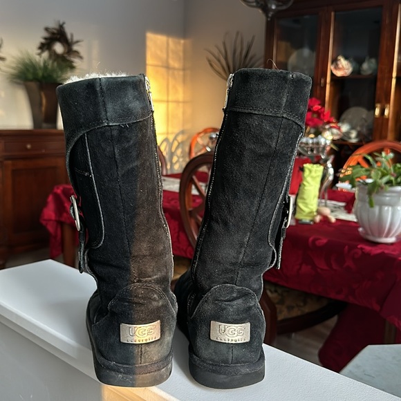 Vintage UGG boots - Picture 5 of 7